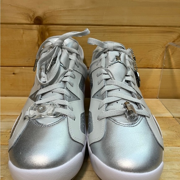 MEN'S AIR JORDAN 6 RETRO LOW GOLF 'GIFT GIVING PACK' CLEATS FD6719-001 SIZE 7.5 - Picture 3 of 8